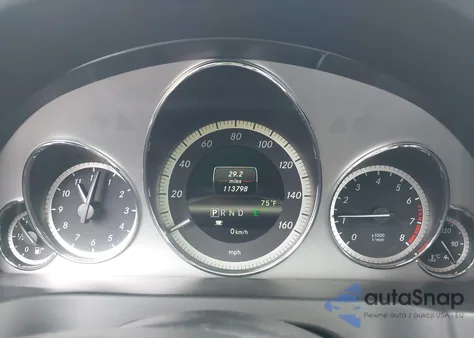 2013 Mercedes-Benz E 350 z USA, uszkodzony, nr VIN WDDKK5KF5DF219062